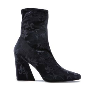 Black velvet sock bootie